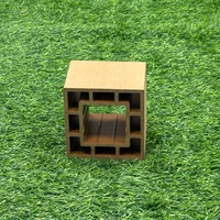 Profil de co-extrusion WPC pour extérieur avec rampes en acier inoxydable et PE, terrasse de balcon, garde-corps d'escalier, colonne en bois-plastique