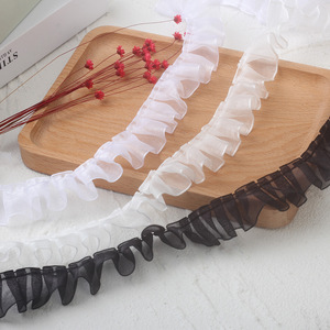 Marchandises en stock : Dentelle plissée à bord épais en mélange de polyester effet fil de neige de 2,5 cm, <span class=keywords><strong>40</strong></span> <span class=keywords><strong>yards</strong></span>/paquet pour la couture et les loisirs créatifs DIY - Product Image 1