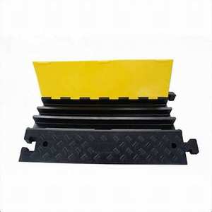 Protection de Câble en TPU à 2 Canaux (Jaune+Noir) 800x63mm pour Usage Routier - Sécurité Wesure S1351 - Vente en Gros Usine - Product Image 1