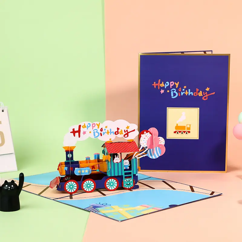 Tarjetas de Felicitación de bajo volumen, venta al por mayor con tren de impresión 3D ligero, oso pop-up de feliz cumpleaños, tarjeta de regalo de Año Nuevo