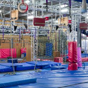 Estructura de armazón de aluminio tipo Spigot para pista de obstáculos Ninja Warrior - Product Image 1