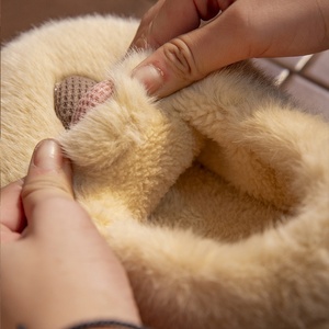 Chaussons d'hiver 2025 doublés en peluche, décorés de champignons, semelle extérieure en PVC, antidérapants, en fourrure, motif dessin animé, pour couple, pour la maison et l'extérieur, pour hommes - Product Image 3