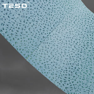 Chiffons de nettoyage industriels TESO écologiques en polypropylène bleu/blanc 20cmX30cm pliés pour le nettoyage des machines automobiles et aérospatiales - Product Image 6