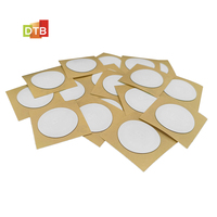 Vente en gros d'autocollant de téléphone à puce NFC anti-métal personnalisé passif étanche autocollant NFC RFID Ntag213 215 216