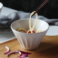 Nouveau design de style japonais restaurant utilisé à la maison bol rond en céramique blanche pour ramen nouilles soupe céréales grès