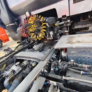 En stock Neuf/d'occasion 4X2 6X4 8X4 Diesel CNG 520HP <span class=keywords><strong>Sitruk</strong></span> MAX HOWO Camion tracteur Camion minier Transport de sable Bois Camion à benne basculante lourd - Product Image 6