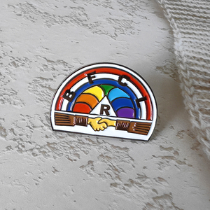 Broche de revers maçonnique, badge commémoratif, poignée de main arc-en-ciel, broche en métal, design créatif BLM86, taille 2.6*1.8cm - Product Image 4