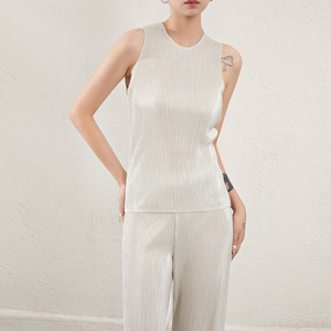 Miyake Pleated Metallic <strong>Shimmer</strong> Polyester Round Neck Sleeveless <strong>Top</strong> for Women - Casual Pleated Tank - Product Image 4