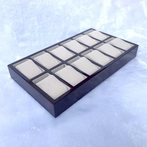 Boîtes à bijoux rectangulaires en <span class=keywords><strong>bois</strong></span>, organisateur de rangement, étui de présentation anti-poussière, coussin de présentation de <span class=keywords><strong>montre</strong></span> en microfibre personnalisé, support de <span class=keywords><strong>montre</strong></span> - Product Image 3