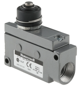 Interrupteur de fin de course à action rapide BZE7-2RN2-PG SPDT 15A 480VAC IP65 à actionneur à piston - Product Image 2