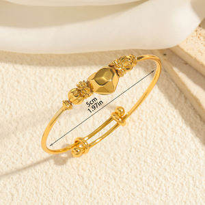 Bracciali Eleganti e Alla Moda in Oro 18K Placcato di Alta Qualità, Disponibili in Vari Design, Realizzati Artigianalmente per Donne - Product Image 2