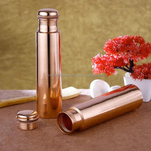 Botella de Agua de Cobre Puro de Alta Calidad - Vaso para Beber para Uso en Hoteles, Hogares y Cocinas, Revestimiento Anticorrosión, Apta para Viajes y Campamentos - Product Image 4