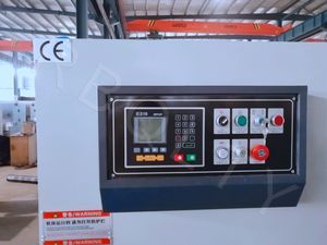 Macchina idraulica di taglio a trave oscillante E21S elettrica QC12K attrezzatura di taglio per la lavorazione efficiente del pezzo in metallo della lamiera - Product Image 6