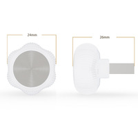 Lampe LED d'ambiance intérieure sans fil en forme de fleur à sept couleurs pour voiture, mini-lampe USB très vendue