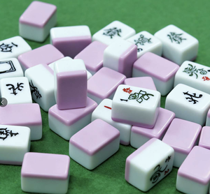 Ensemble de Mahjong miniature en mélamine personnalisé, ensemble de Mahjong de voyage en plein air, ensemble de Mahjong miniature avec chat de dessin animé, ensemble de Mahjong rose mignon - Product Image 4