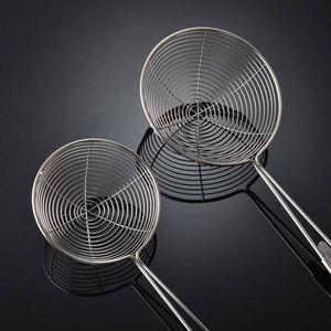 1 pièce Mini écumoire à frites en acier inoxydable à long manche, petite passoire à mailles, cuillère-filtre, ustensile de cuisine en métal - Product Image 2