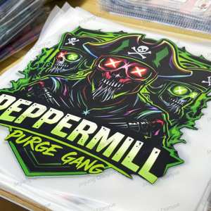 Diseño de Moda de Reina Oso Negra en Serigrafía, Parches Termoadhesivos DTF <span class=keywords><strong>para</strong></span> <span class=keywords><strong>Ropa</strong></span>, Pegatina de Transferencia de Vinilo - Product Image 3