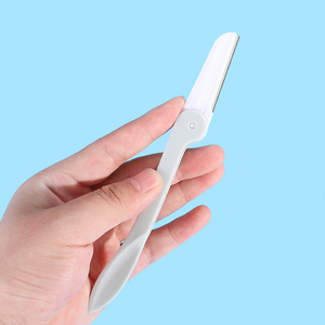 3pcsWomen Tondeuse à sourcils Rasoir Lame en acier inoxydable Hommes Rasage Épilateur Manuel Rasoir à sourcils Pliant <span class=keywords><strong>Prix</strong></span> de gros - Product Image 6