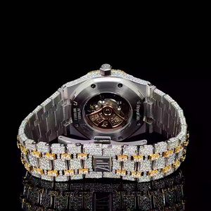 Reloj de Lujo para Hombre con Caja de Aleación, Movimiento de Cuarzo, Diamante Moissanita y Acero Inoxidable - Product Image 3