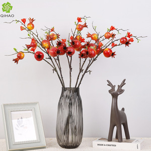 ผลไม้จำลองรูปทับทิม ของตกแต่งผลไม้ประดิษฐ์สำหรับตรุษจีน ของประดับตกแต่งห้องนั่งเล่น โต๊ะรับประทานอาหาร คุณภาพสูง - Product Image 5