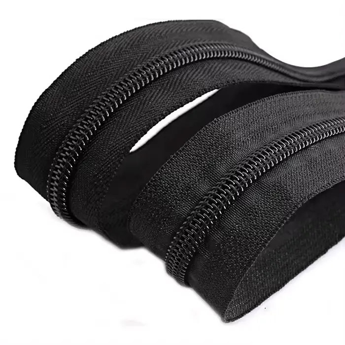 Cremallera de nailon visible de extremo cerrado 5 # de longitud personalizada de alta calidad para ropa deportiva o bolso