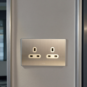 MGA Factory Nuevo diseño 250V <span class=keywords><strong>Twin</strong></span> UK Socket Silver & Gold Alta calidad y larga vida útil con logotipo personalizado - Product Image 4
