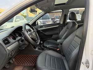 Auto Usado <span class=keywords><strong>Volkswagen</strong></span> <span class=keywords><strong>Lavida</strong></span> de 4 Puertas y 5 Plazas, Transmisión Manual, 1.6L, Económico, Años 2017, <span class=keywords><strong>2018</strong></span>, 2019 y Autos Usados de Alta Calidad en China - Product Image 3