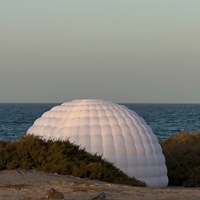 Stock Portable LED gonflable Igloo dôme tente boîte de nuit chapiteau dôme maison Igloo et souffleur d'air pour exposition Camping fête événement