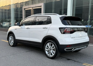 Volkswagen <span class=keywords><strong>T</strong></span>-<span class=keywords><strong>Cross</strong></span> <span class=keywords><strong>2021</strong></span> d'occasion, 1.5L automatique, édition Comfort Connect Premium, SUV compact de classe A0 - Product Image 4
