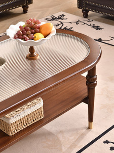 Mesa de Centro Ovalada Clásica Americana para Sala de Estar con Tapa de Vidrio Acanalado y Marco de Madera de Nogal, Espacio de Almacenamiento de 2 Niveles, Detalles de Patas Doradas - Product Image 6