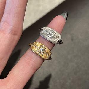 Bague en argent pur S925, étoile octogonale, bouclier de protection, bague superposée exquise et luxueuse avec queue brossée de style antique - Product Image 1