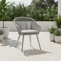 Chaise de patio en aluminium avec coussin résistant aux UV, design moderne et élégant, pour cour de villa extérieure, résistante à l'eau