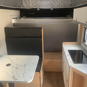 Caravana portátil con patas de soporte resistentes para estacionamiento, ventilador, iluminación LED interior y rueda guía de 10 pulgadas - Product Image 5