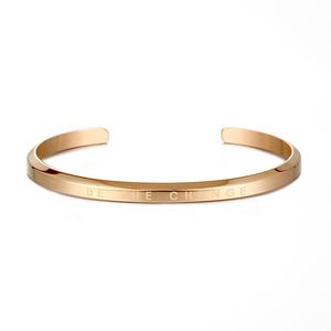Bracciale <span class=keywords><strong>da</strong></span> <span class=keywords><strong>Donna</strong></span> Ispirato ai Designer, Gioielli all'Ingrosso con Logo Personalizzato Inciso 'Be the Change', in Acciaio Inox Placcato Oro 18K - Product Image 2