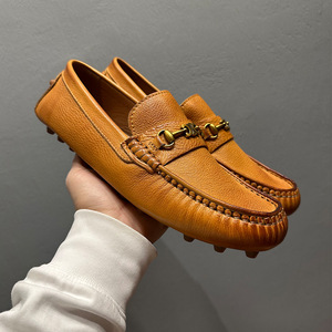 Mocassins Homme en Cuir Marron à Talon Plat, Chaussures de Conduite Décontractées à Semelle Souple avec Détail de Couture - Product Image 3