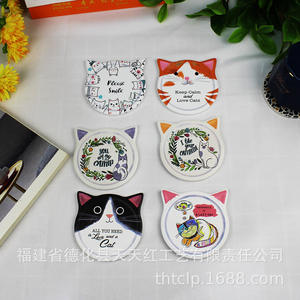 แผ่นรองแก้วเซรามิกสีแดงรูปหัวแมว ทำจากโดโลไมต์สีขาว ทนความร้อน กันลื่น พิมพ์ลายแบบซับลิเมชั่น ของขวัญส่วนตัว - Product Image 1