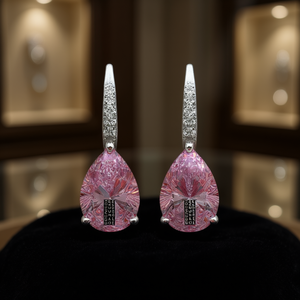 Orecchini di Lusso a Goccia in Quarzo Rosa con Montatura a Griffe in Argento 925, Gioielli da Sposa in Cristallo per Donna - Product Image 2