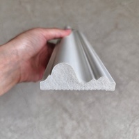 Moulures décoratives murales modernes blanches en gros, moulures décoratives écologiques en PS pour encadrements de fenêtres