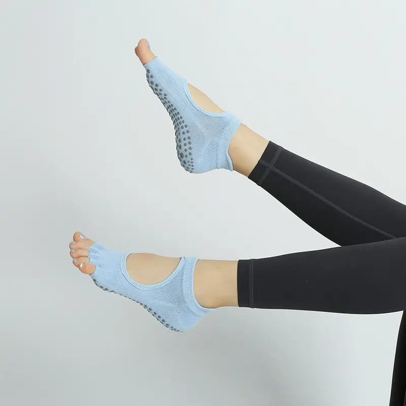 Calcetines antideslizantes de algodón para yoga, medias de medio dedo con dedos abiertos para trampolín, Pilates y Deportes