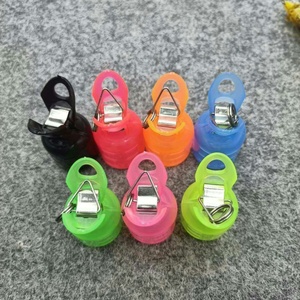 Porta Ganci da Pesca in Legno Portatile per Gamberi, Calamari e Ami da Pesca, con Clip e Custodia Protettiva per Ami a Ombrello, per Acqua Salata - Product Image 5