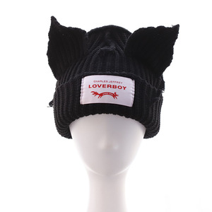 <span class=keywords><strong>Bonnet</strong></span> d'hiver design pour femmes avec oreilles à la mode étiquette de marque personnalisée tissu commun à la mode - Product Image 5