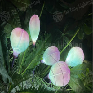 Lumière décorative aux couleurs fruitées en résine FRP, métal et LED pour la décoration extérieure de jardins, parcs et paysages - Product Image 1