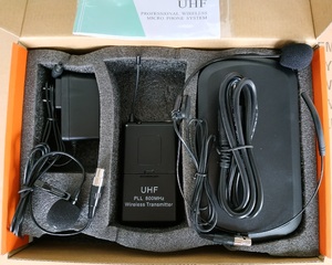 UM-8012 المهنية سماعات رأس لاسلكية ميكروفون UHF نظام - Product Image 3
