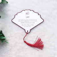 Tarjetas de Menú de Boda con Diseño Vintage Personalizado en Forma de Abanico, Tarjeta de Programación Borgoña con Borla de Cinta