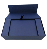 Caja de Regalo Magnética Plegable de Lujo en Dorado Metálico con Interior Negro para Vino Premium y Estuche de Regalo Profesional