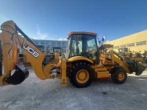 Tractopelle JCB3CX multifonctionnelle neuve, quatre roues motrices, bras rétractable, moteur Dieselmax JCB d'origine - Product Image 5