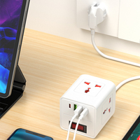 Usine USB C Cube Extension Socket Lead Universal Travel Power Strip avec USB Slots Multi Plug Extension Power Strips Cube