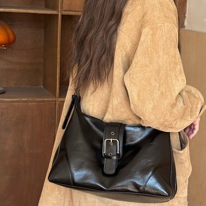 Sac messager vintage pour femme, noir uni, fermeture éclair, portable, usage quotidien, hiver 2025 H9053 - Product Image 4
