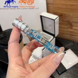 Montres à quartz élégantes pour femmes, accents de diamants, bracelet en acier inoxydable tendance, résistantes à l'eau, chronomètre pour femmes - Product Image 3