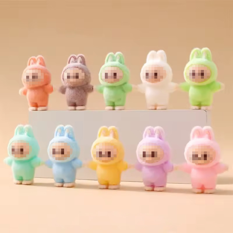 Randomly Colors Standing